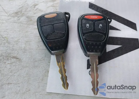 2005 Dodge Magnum Rt z USA, uszkodzony, nr VIN 2D4GV58285H116717